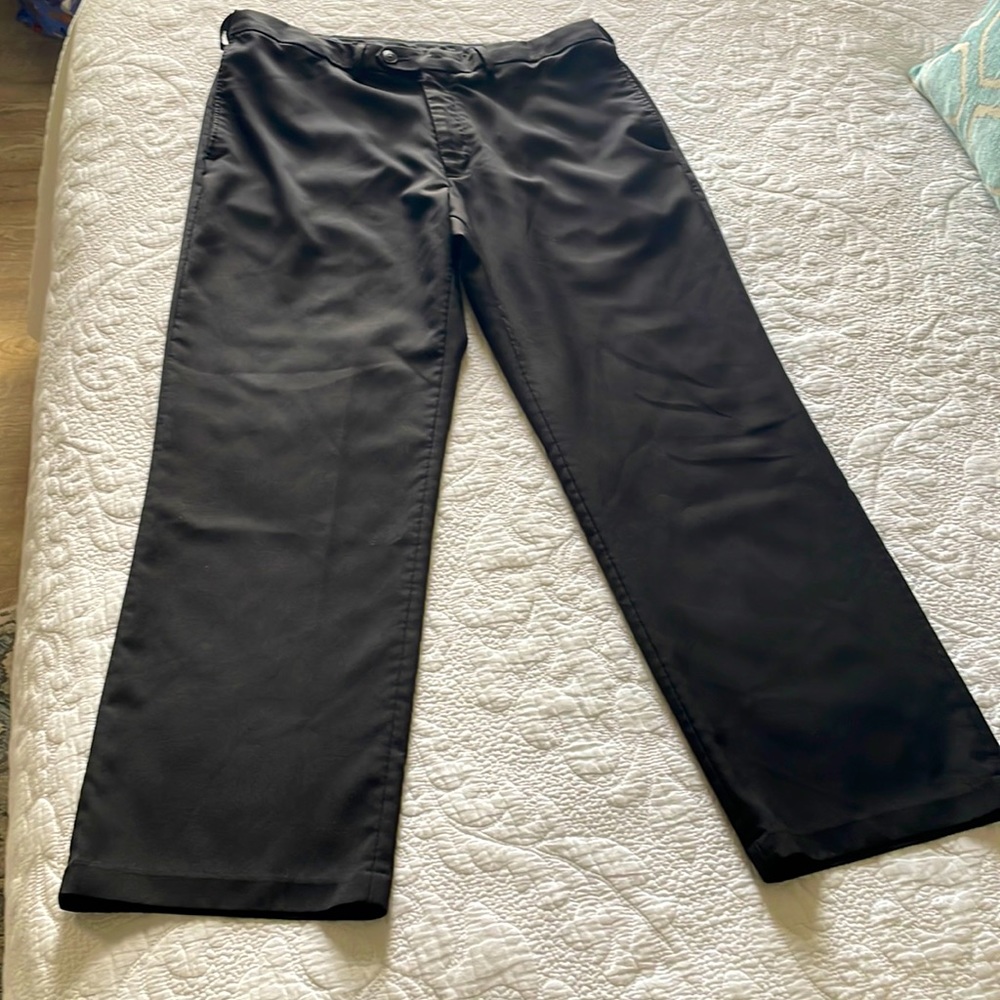 Mens Haggar Black Pants in Classic Fit Eclo Stria 36 x 30